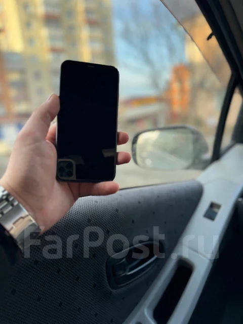Apple iPhone 11. �/�, 128 ��. ��� ����� �� ������������ ����