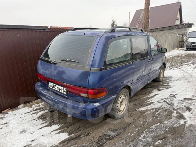 Toyota Previa ����