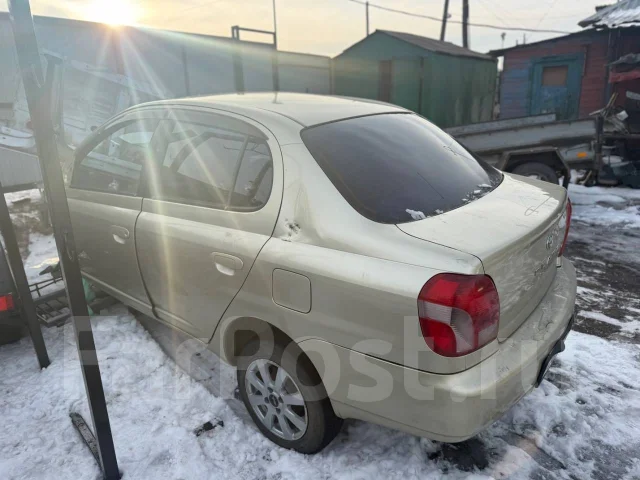 Toyota Platz ����
