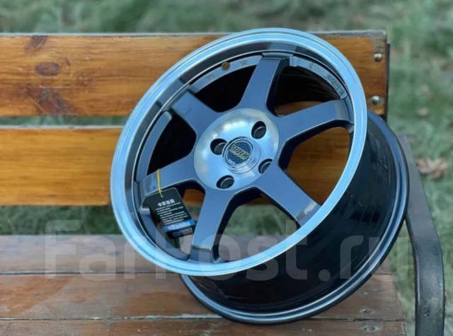 RAYS Volk Racing TE37. 7.0x16", 4x100, ET38, �� 73,1���. ����
