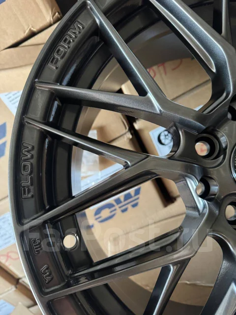 Sport Technic. 7.0x16", 4x100, 4x114.3, ET35, �� 73,1���. ����