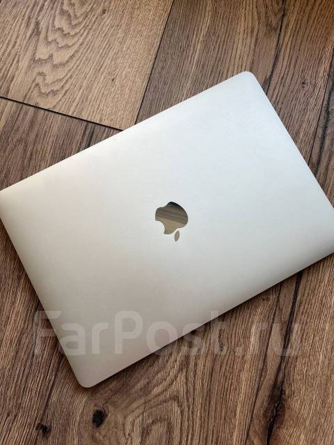 Apple MacBook Air 13 2018. ��� 8 ��, ���� 256���, WiFi: 1, Bluetooth: 1 ����