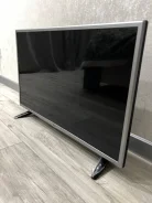 LG 32LJ600U. LED ����