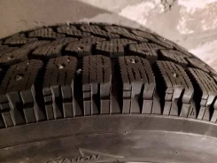 Yokohama F700. ������, ����������, 2013 ���, �/�, ����� 30 % ����
