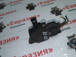 ������ ������� ������� Toyota Corolla 2004 222040C020 ZZE122 1ZZFE 222040C020 ����
