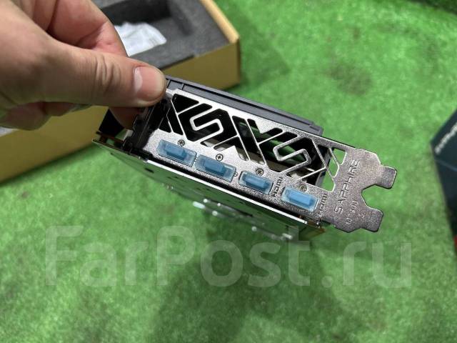 Radeon RX 5700 XT ����