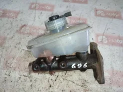 ������� ��������� ������� Nissan Primera 1997 4601064J68 P11 GA16DE 4601064J68 ����