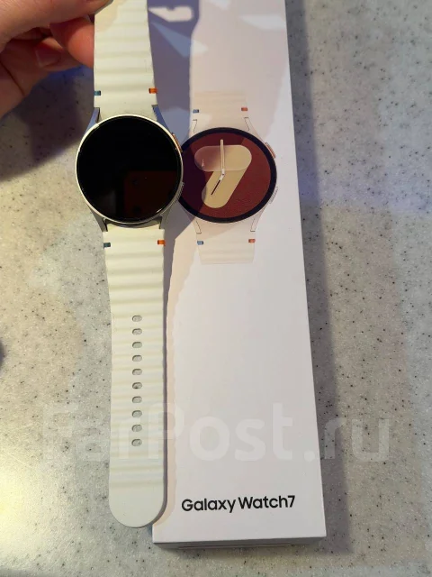 Samsung Galaxy Watch7 ����