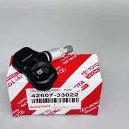 ������ �������� � ����� Toyota 4260733022 4260733022 ����