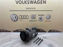 ���������� ������������ Skoda Octavia A7 5Q0820803B 5Q0820803B ����