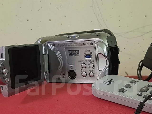 JVC Everio ����