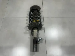 ������ �������� Volvo XC60 2010 31277627, ������ 31277627 ����