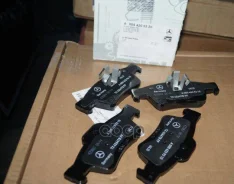 ������� ��������� �������� ������ Mercedes-BENZ ���. a0044205220 A0044205220 ����