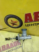 ������� ������� ������� ��������� Nissan Bluebird 1990 3061051E01 U11 CA20 3061051E01 ����