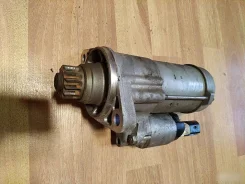 ������� AUDI Q3 02E911024D 8U 02E911024D ����
