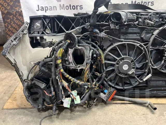 ������� Ford Kuga 2 5262826 5262826 ����