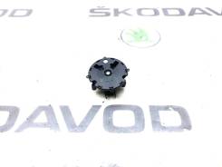 ����� ������� Skoda Octavia 2015 4E0959577 A7 (5E) 4E0959577 ����