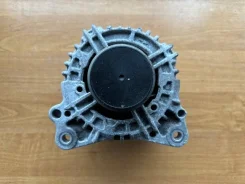 ��������� Skoda Superb 2015 038903024F Liftback �FFB 038903024F ����