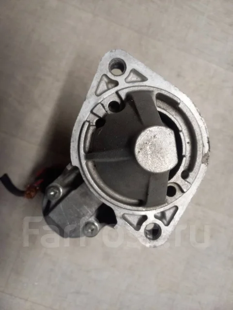 ������� Mitsubishi Mirage 2000 MR994325 MR994325 ����