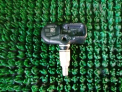 ������ �������� � ����� Toyota PMVC015 PMVC015 ����