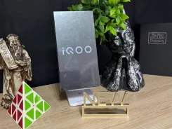 Vivo IQOO Z9x. �����, 256 ��. ��� ����� �� ������������ ����