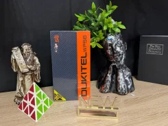 Oukitel WP56. �����, 512 ��. ��� ����� �� ������������ ����
