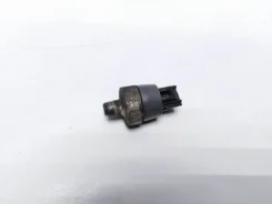 ������ �������� ����� Toyota 8353052040 2SZ-FE 8353052040 ����