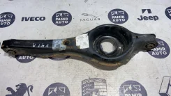 ����� ������ ����� Ford Focus/2 2004-2011 1357319 ����