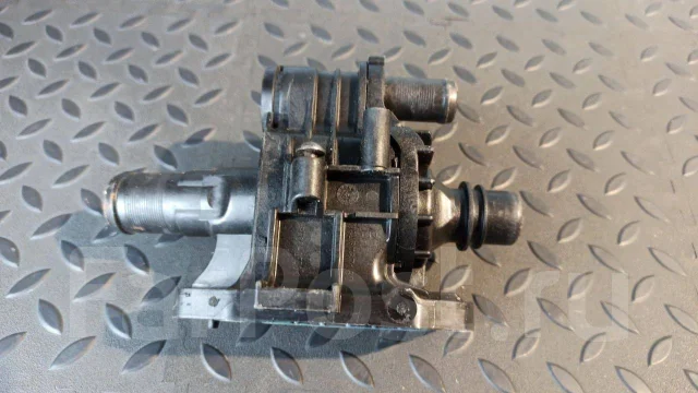 ��������� Ford Focus/2 2004-2011 1313841 ����