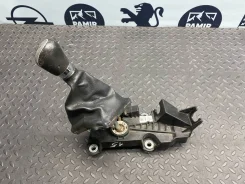 ������ ���� Ford Focus/2 2004-2011 1510527 ����