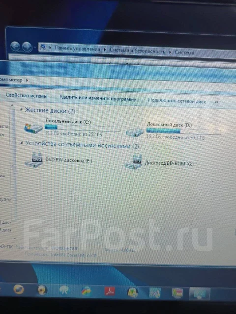 Lenovo IdeaPad Y560. 15.6", 2,3����, ��� 4 ��, ���� 250���, WiFi: 1, Bluetooth: 1, ����������� �� 1��. ����