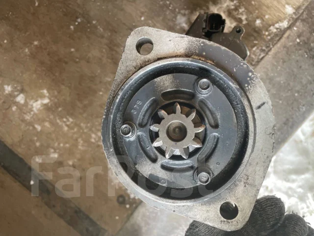 ������� Nissan TD27/QD32 12V 233001W400 ����