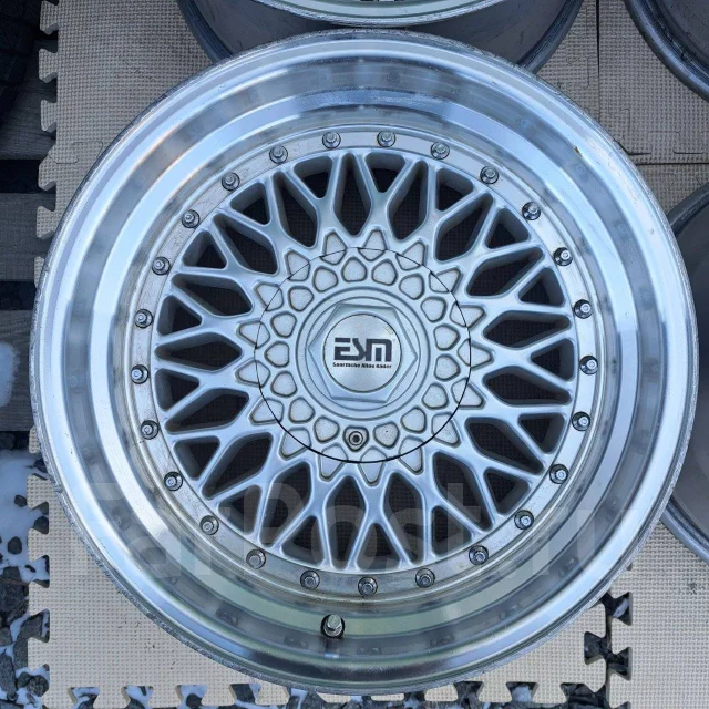 ESM. 8.5x17", 5x100, ET20 ����