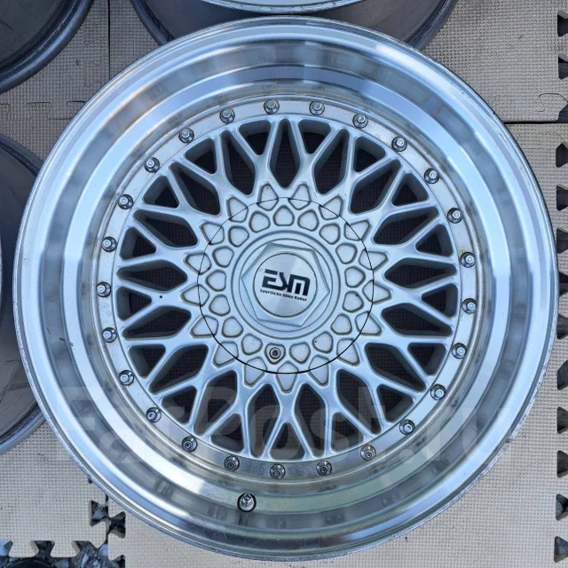 ESM. 8.5x17", 5x100, ET20 ����