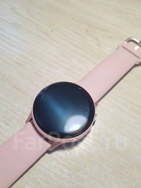 Samsung Galaxy Watch Active2 ����