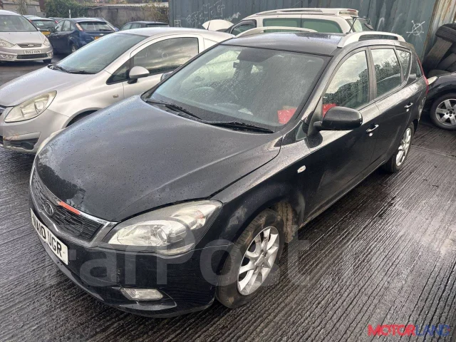 ��������� Kia Ceed 2007-2012 11644038 373002A600 ����