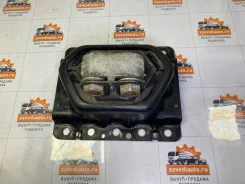 ������� ��������� ������ Renault 20499469 ����