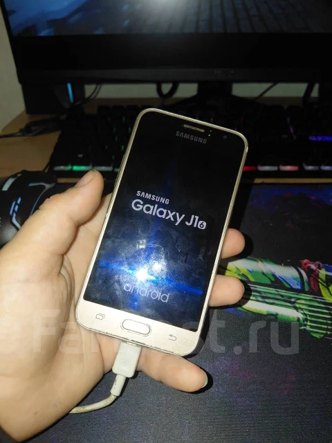 Samsung Galaxy J. �/�, �� 8 ��, �������, 3G, 4G LTE, Dual-SIM ����