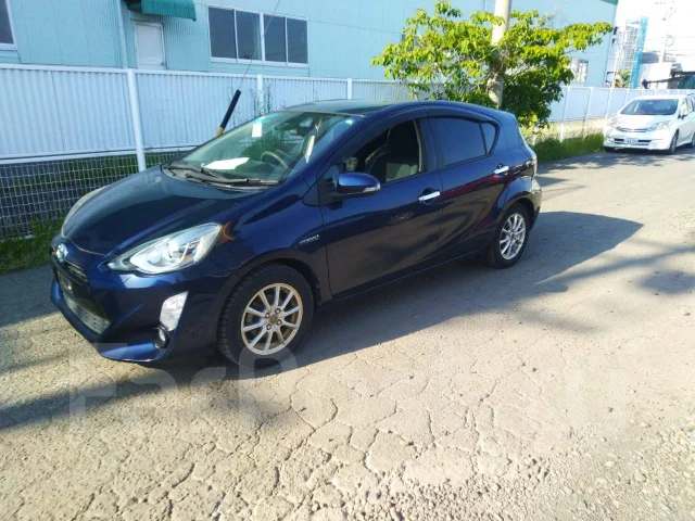 Toyota Aqua. NHP10, 1NZFXE ����