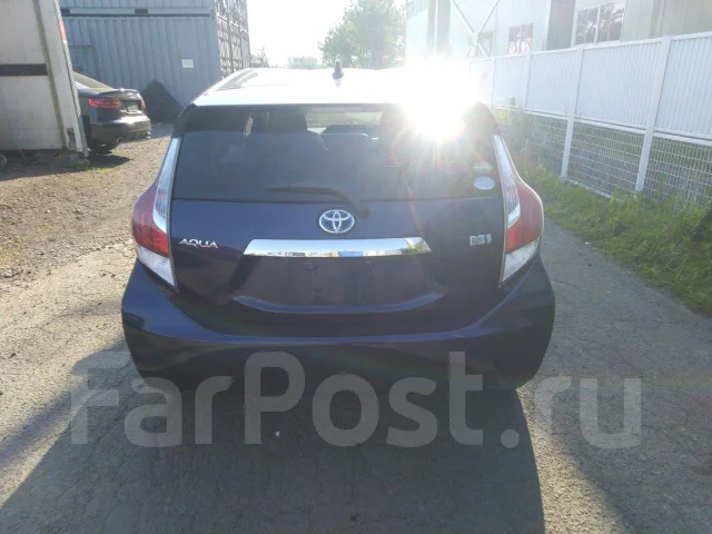 Toyota Aqua. NHP10, 1NZFXE ����