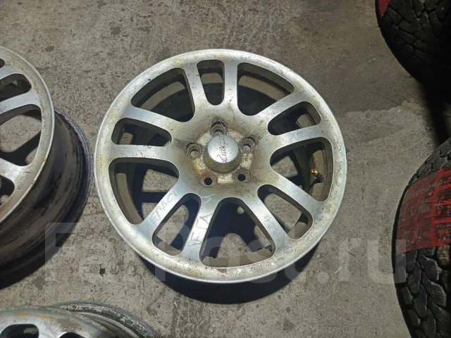 �����
