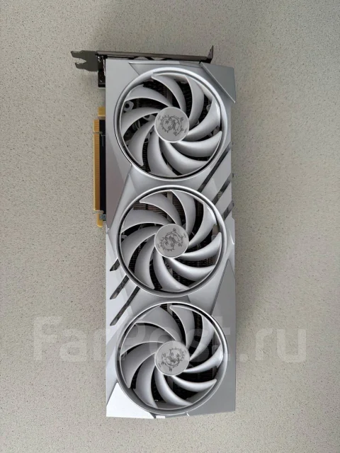 GeForce RTX 4070 ����