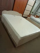 ������� ������������. (�) 140���, (�) 200���, �������� ���� ����