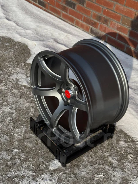 RAYS Gram Lights 57C6. 9.5x18", 5x114.3, ET15, �� 73,1���. ����