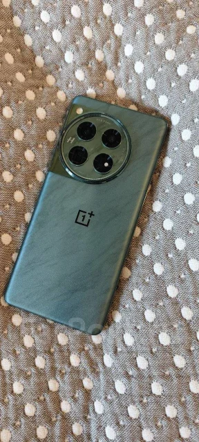 OnePlus 12. �/�, 16 ��, ���������, 4G LTE, 5G, Dual-SIM, NFC ����