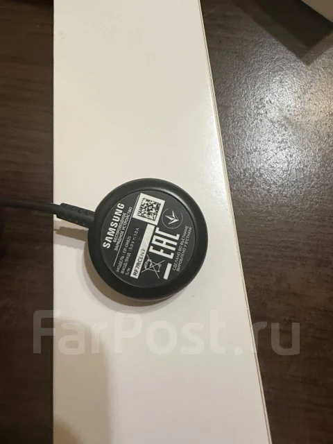 Samsung Galaxy Watch4 ����