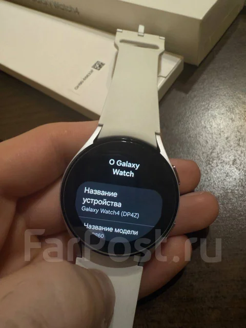 Samsung Galaxy Watch4 ����