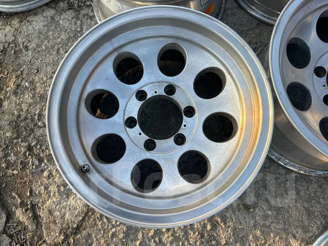 Mickey Thompson. 8.0x16", 6x139.7, ET-20 ����