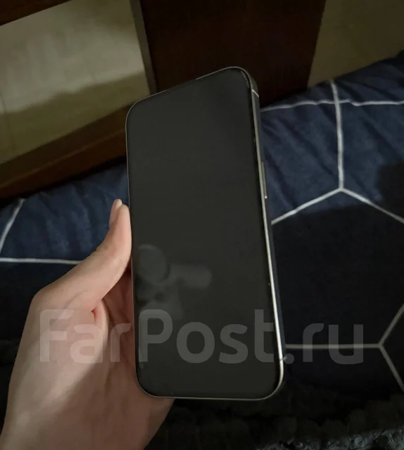 Apple iPhone 15 Pro. �/�, 256 ��, �����, 4G LTE ����
