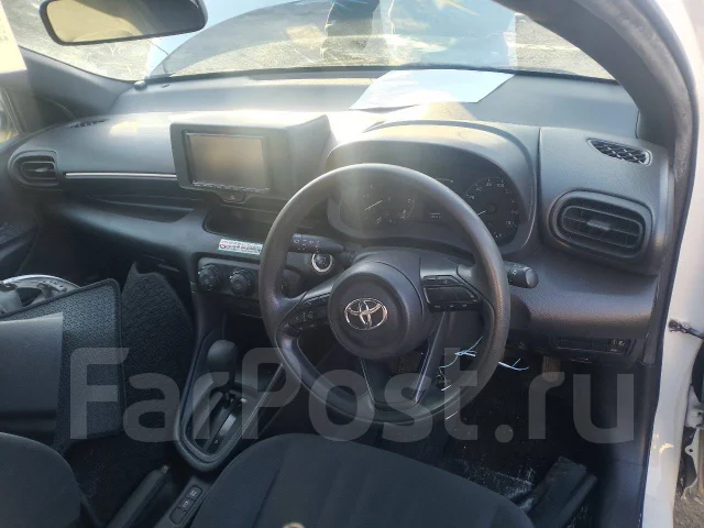 Toyota Yaris. KSP210, 1KR ����